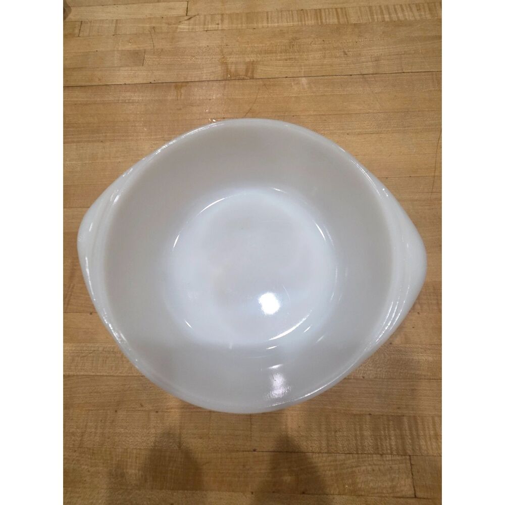 Vintage Glasbake White Milk Glass Round 2 Quart Casserole Baking Dish J514